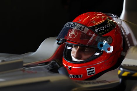 Michael Schumacher har efter sit comeback, været under hård kritik i tyske medier